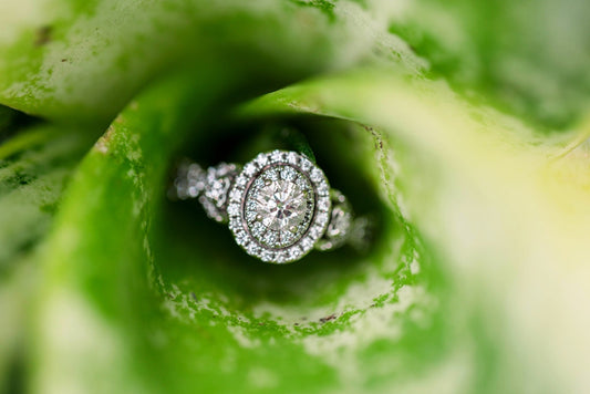 Ethical Engagement Rings: Saying "Yes" to a Better World 💍