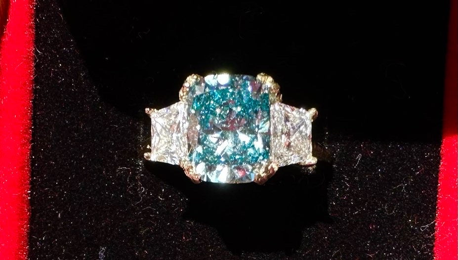 Blue Diamond 3 Stone