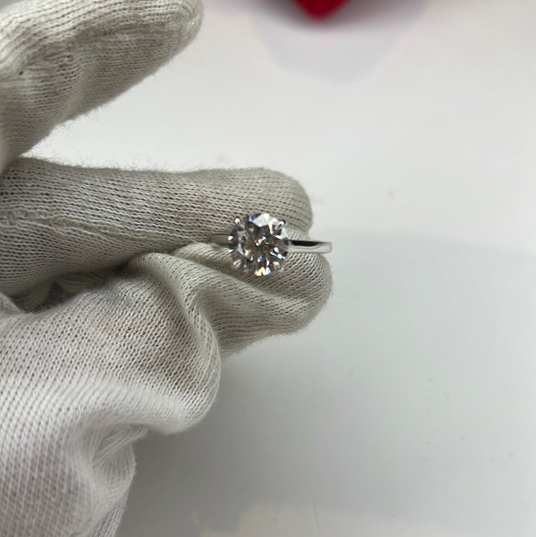 LG 3.04ct Round Solitaire Diamond Ring