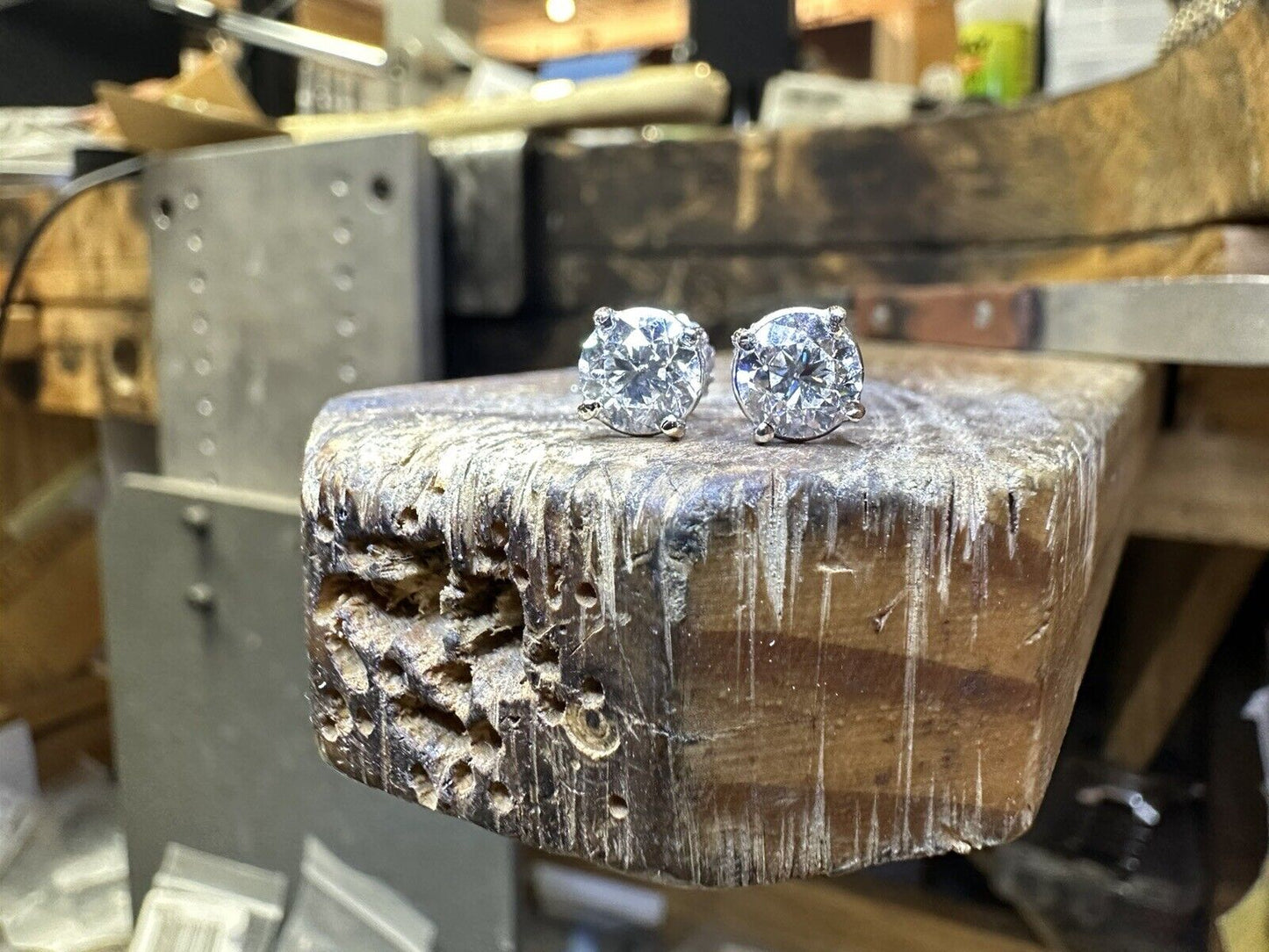 Natural Diamond 1.80 carat total Round Brilliant Cut set 14k white Screwbacks