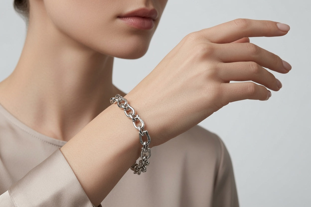 Sterling Silver 9mm., 9.4 in. Shackle Bracelet