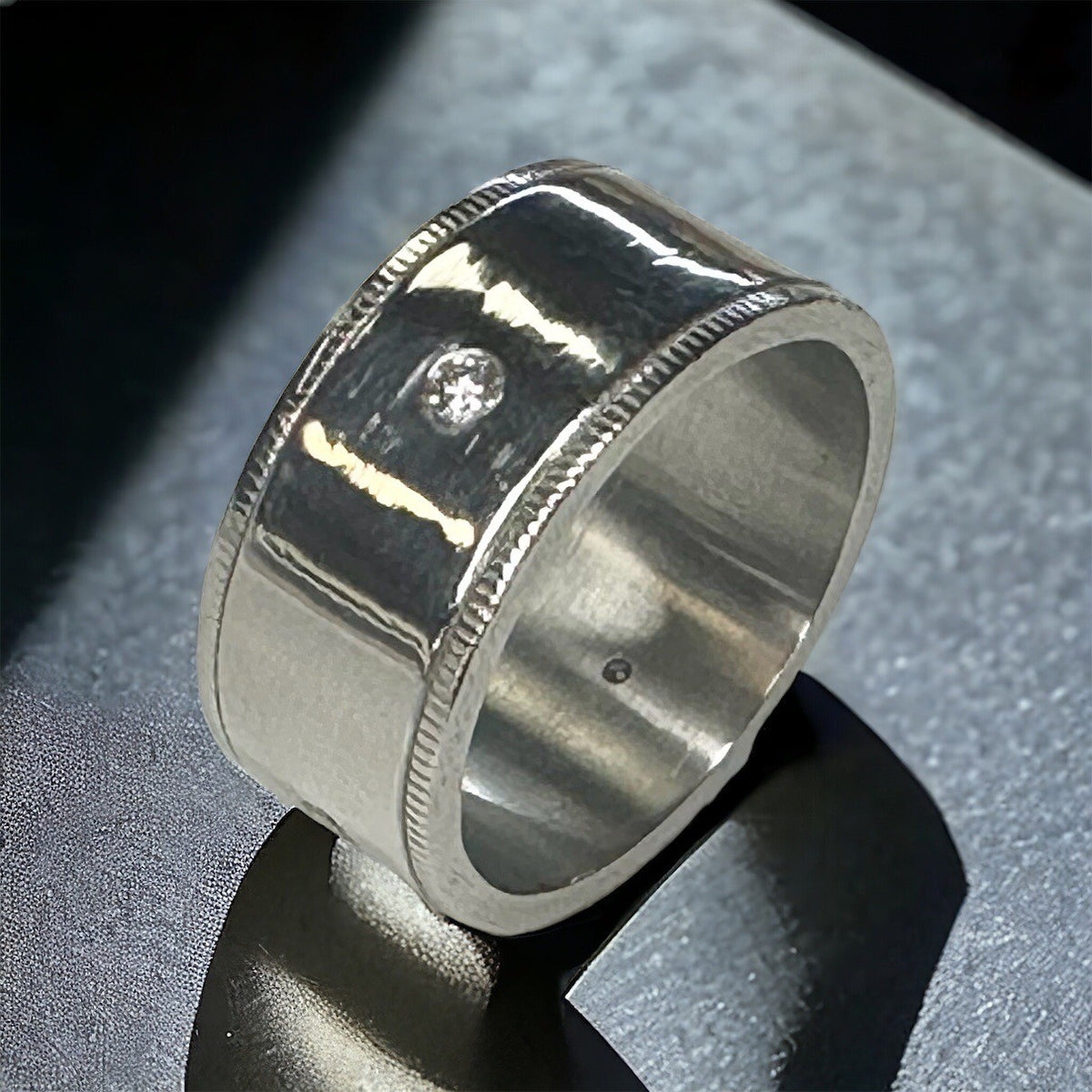 Platinum Band 4 Diamond 0.08 Carats 10mm Wide Size 9.5 Burnished 21.6 Grams  950