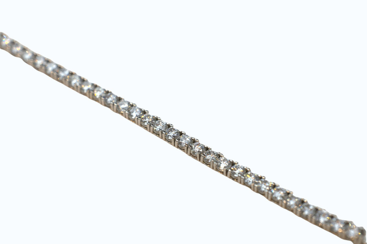 14kt. White Gold 8.6 ct. VVS2- VS1  Diamond Tennis Bracelet
