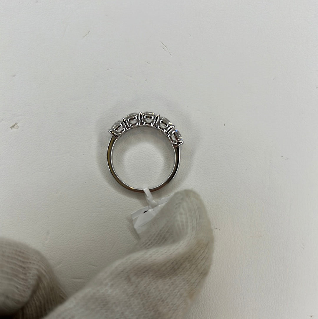 LG 2.00ctw Round 5 Stone Diamond Ring