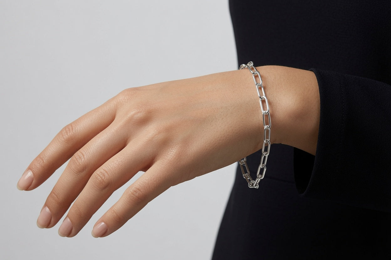 Sterling Silver 10 in., 6mm. Paperclip bracelet